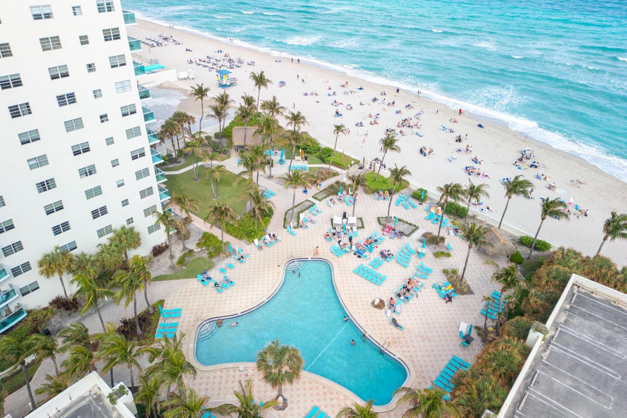Modern 1 Bdr Oceanview With Direct Beach Access! 할리우드 외부 사진